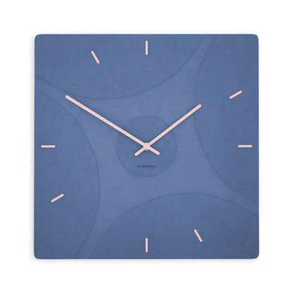 LXVAR Quadriva_blau_rosa