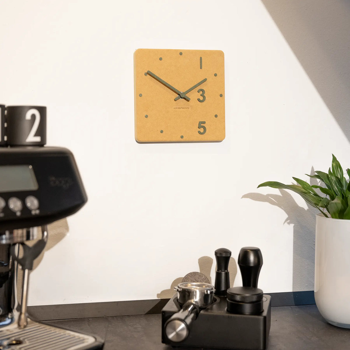 LUXHORA Desktra Desk Clock