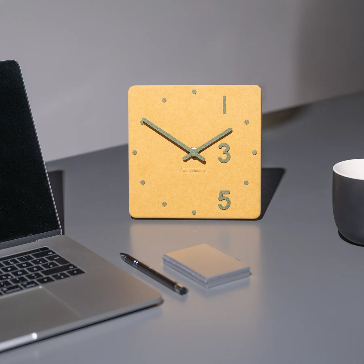 LUXHORA Desktra Desk Clock