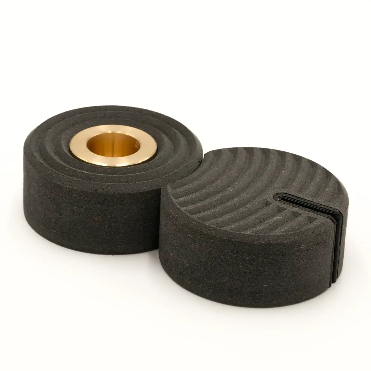 Ringcut – Candle Holder + Card Holder