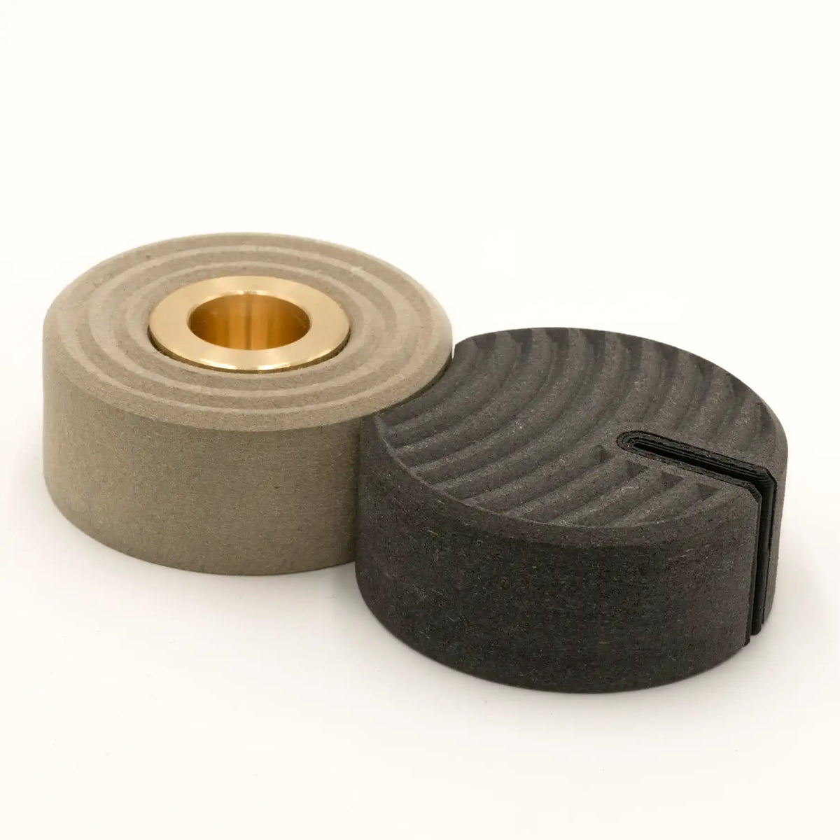 Ringcut – Candle Holder + Card Holder